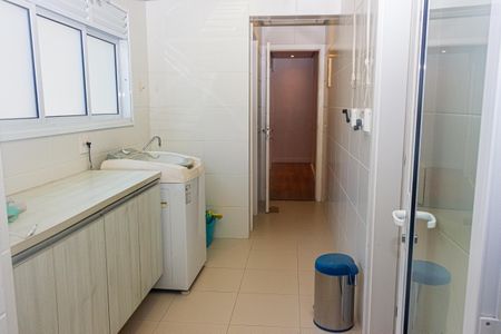 Apartamento à venda com 229m², 4 quartos e 4 vagasÁrea de Serviço