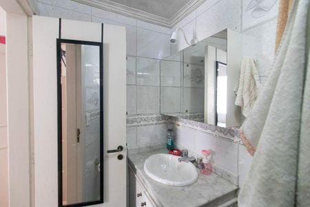 Apartamento à venda com 83m², 3 quartos e 1 vaga Apartamento à venda com 83m², 3 quartos e 1 vagaBanheiro da Suíte