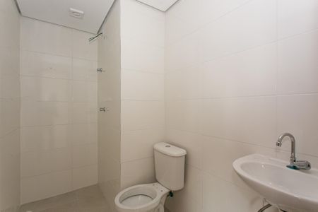 Studio para alugar com 27m², 1 quarto e sem vaga Studio para alugar com 27m², 1 quarto e sem vagaBanheiro