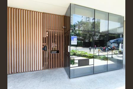 Apartamento à venda com 115m², 3 quartos e 2 vagasFachada + Plaquinha