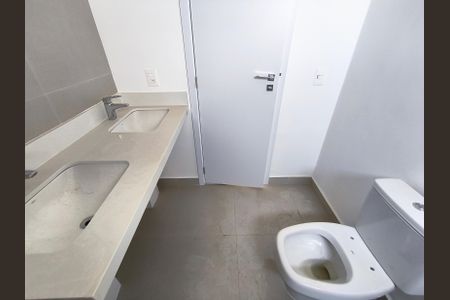 Apartamento à venda com 115m², 3 quartos e 2 vagasBanheiro da Suíte 3