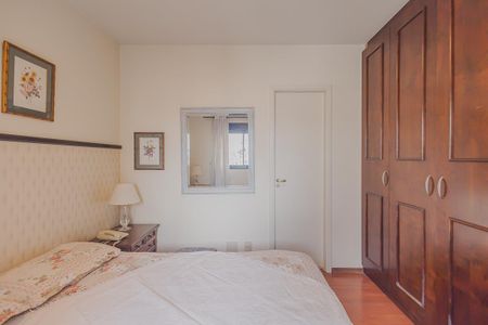 Apartamento à venda com 60m², 2 quartos e 2 vagasSuíte