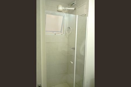 Banheiro de kitnet/studio para alugar com 1 quarto, 35m² em Vila Granada, São Paulo