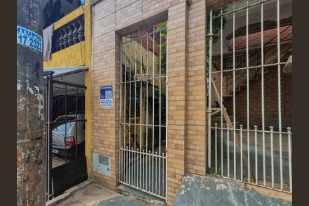 Casa para alugar com 60m², 2 quartos e 1 vagaFachada