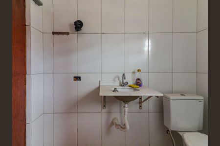 Banheiro de casa para alugar com 2 quartos, 60m² em Jardim Paulo Vi, São Paulo