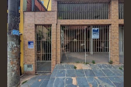 Casa para alugar com 60m², 2 quartos e 1 vagaFachada