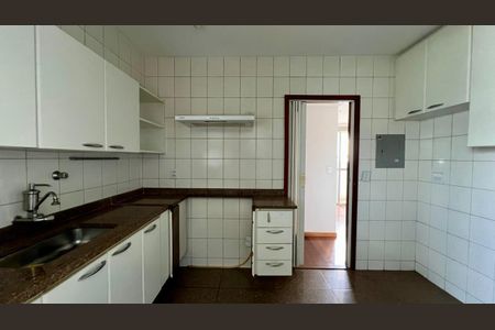 Apartamento para alugar com 130m², 4 quartos e 2 vagasCozinha