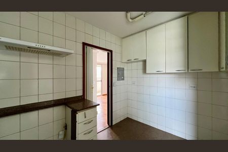 Apartamento para alugar com 130m², 4 quartos e 2 vagasCozinha