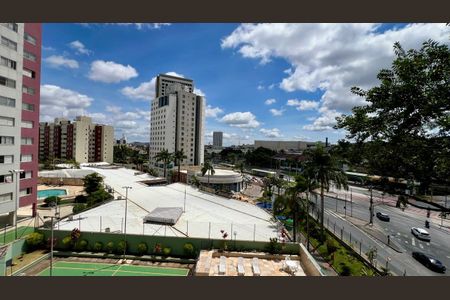 Apartamento para alugar com 130m², 4 quartos e 2 vagasvista