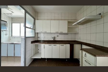 Apartamento para alugar com 130m², 4 quartos e 2 vagasCozinha