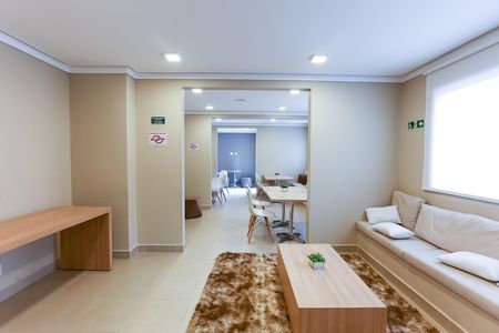 Apartamento para alugar com 32m², 2 quartos e sem vaga Apartamento para alugar com 32m², 2 quartos e sem vagaÁrea comum - Salão de festas