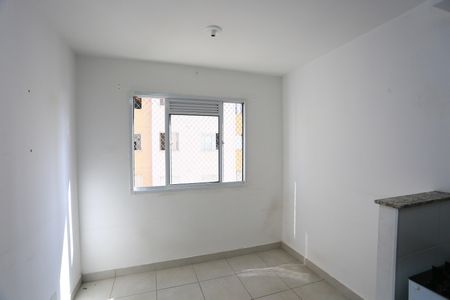 Apartamento para alugar com 32m², 2 quartos e sem vaga Apartamento para alugar com 32m², 2 quartos e sem vagaSala