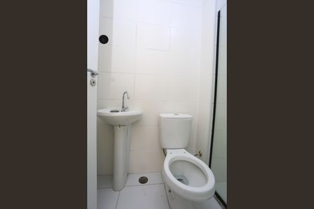 Apartamento para alugar com 32m², 2 quartos e sem vaga Apartamento para alugar com 32m², 2 quartos e sem vagaBanheiro