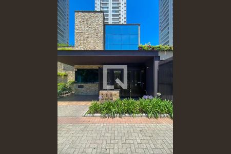 Apartamento para alugar com 98m², 2 quartos e 2 vagasFachada