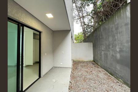 Casa de condomínio para alugar com 153m², 3 quartos e 2 vagasQuintal