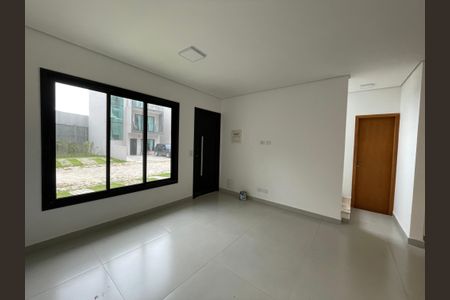 Sala de casa de condomínio para alugar com 3 quartos, 153m² em Parque Frondoso, Cotia