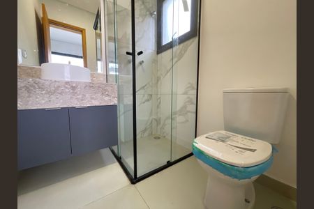 Casa de condomínio para alugar com 153m², 3 quartos e 2 vagasBanheiro da Suíte 1