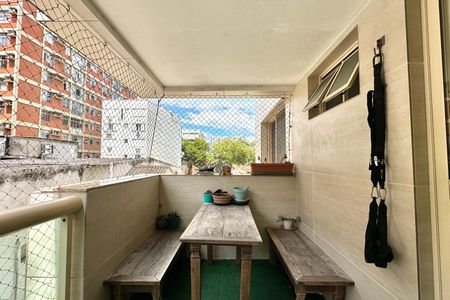 Apartamento para alugar com 98m², 3 quartos e 1 vaga