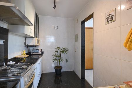 Apartamento à venda com 113m², 2 quartos e 2 vagas Apartamento à venda com 113m², 2 quartos e 2 vagasCozinha