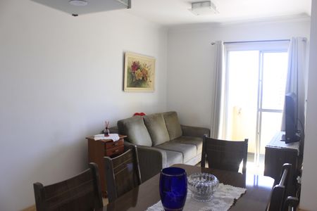 Apartamento à venda com 57m², 2 quartos e 1 vagaSala