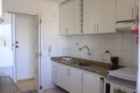 Apartamento à venda com 57m², 2 quartos e 1 vagaCozinha