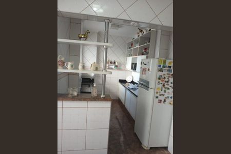 Apartamento à venda com 87m², 2 quartos e 1 vaga Apartamento à venda com 87m², 2 quartos e 1 vagaCozinha