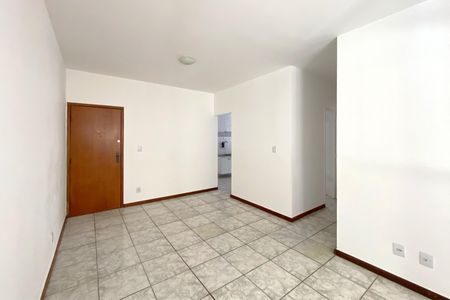 Apartamento para alugar com 70m², 3 quartos e 1 vaga Apartamento para alugar com 70m², 3 quartos e 1 vagaSala
