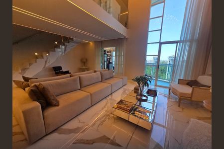 Apartamento à venda com 4 quartos, 225m² em Jardim Morumbi, São Paulo