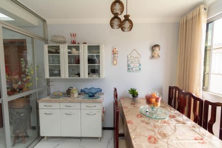 Apartamento à venda com 68m², 3 quartos e 1 vaga Apartamento à venda com 68m², 3 quartos e 1 vagaSala de Jantar