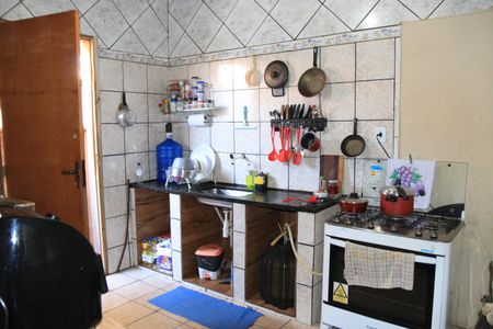 Casa para alugar com 450m², 2 quartos e 2 vagasCozinha