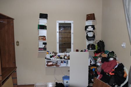 Casa para alugar com 450m², 2 quartos e 2 vagasQuarto 02