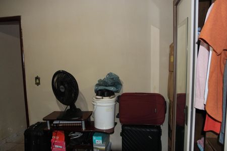 Casa para alugar com 450m², 2 quartos e 2 vagasQuarto 01