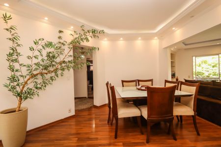 Apartamento à venda com 136m², 3 quartos e 2 vagasCopa