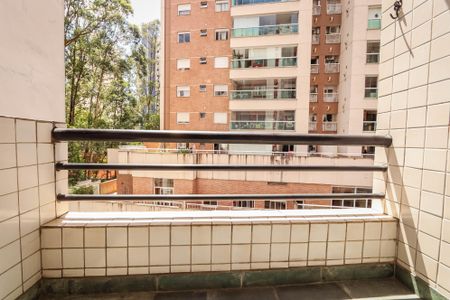 Apartamento à venda com 136m², 3 quartos e 2 vagasVaranda da Suite