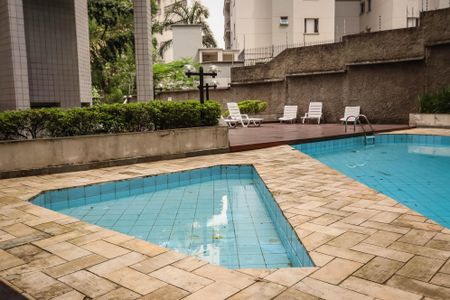 Apartamento à venda com 136m², 3 quartos e 2 vagasÁrea comum - Piscina