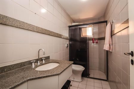 Apartamento à venda com 136m², 3 quartos e 2 vagasBanheiro 2