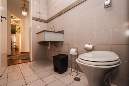 Apartamento à venda com 136m², 3 quartos e 2 vagasBanheiro 2