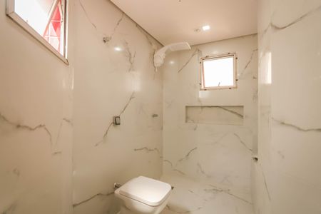 Apartamento à venda com 136m², 3 quartos e 2 vagasBanheiro da Suite