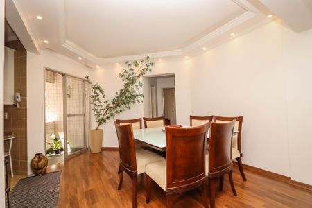 Apartamento à venda com 136m², 3 quartos e 2 vagasCopa