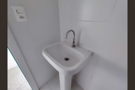 Apartamento à venda com 70m², 2 quartos e 1 vaga Apartamento à venda com 70m², 2 quartos e 1 vagaBanheiro social