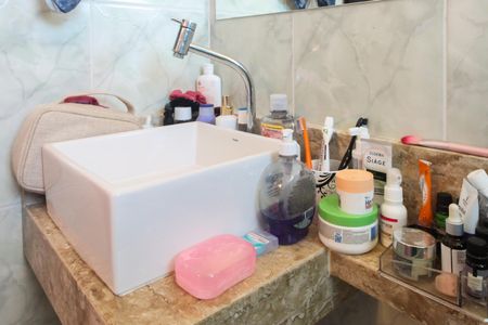 Casa de condomínio à venda com 72m², 2 quartos e 1 vaga Casa de condomínio à venda com 72m², 2 quartos e 1 vagaBanheiro Suíte 1