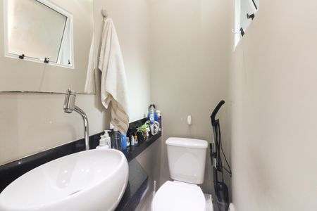 Casa de condomínio à venda com 72m², 2 quartos e 1 vaga Casa de condomínio à venda com 72m², 2 quartos e 1 vagaLavabo