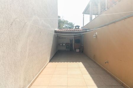 Casa de condomínio à venda com 72m², 2 quartos e 1 vaga Casa de condomínio à venda com 72m², 2 quartos e 1 vagaCondomíno - Churrasqueira