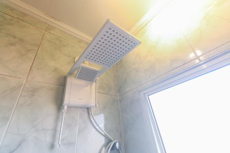 Casa de condomínio à venda com 72m², 2 quartos e 1 vaga Casa de condomínio à venda com 72m², 2 quartos e 1 vagaBanheiro Suíte 1