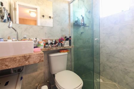 Casa de condomínio à venda com 72m², 2 quartos e 1 vaga Casa de condomínio à venda com 72m², 2 quartos e 1 vagaBanheiro Suíte 1