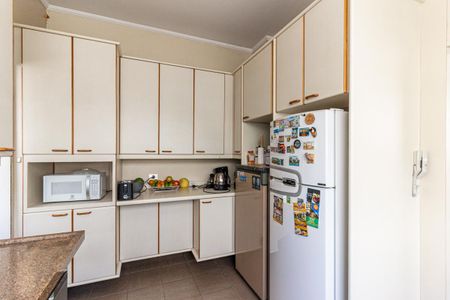 Apartamento para alugar com 277m², 3 quartos e 2 vagasCozinha