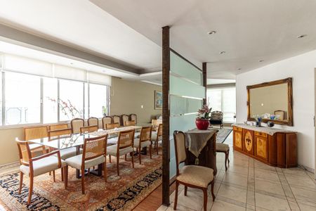 Apartamento para alugar com 277m², 3 quartos e 2 vagasSala