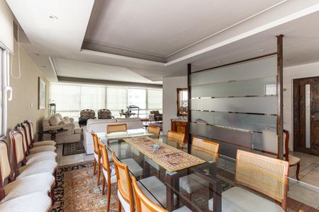 Apartamento para alugar com 277m², 3 quartos e 2 vagasSala