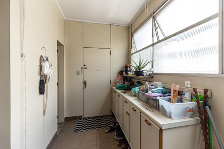 Apartamento para alugar com 277m², 3 quartos e 2 vagasÁrea de Serviço