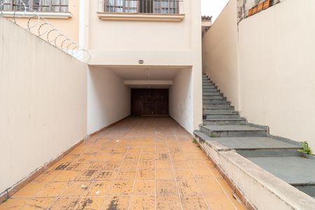 Casa à venda com 200m², 3 quartos e 3 vagas Casa à venda com 200m², 3 quartos e 3 vagasGaragem